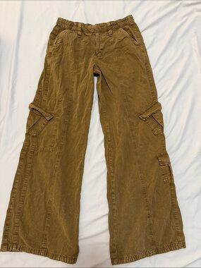 BDG women’s Cargo Pants in Brown